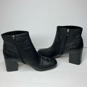 Via Spiga Black Leather Upper Ankle Boots Heeled 2.5" Size 8.5 Zip Closure